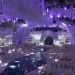 Now that is an IMPRESSIVE winter wonderland wedding setup !