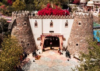 Luxury meets tradition at Lohagarh Fort Resort & Spa, the ultimate wedding destination!