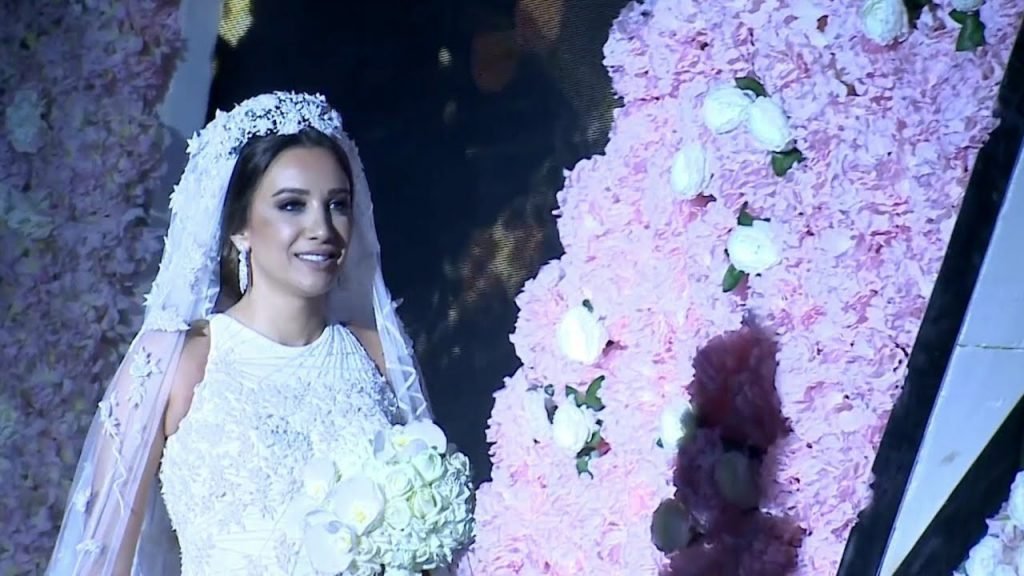Amazing Lebanese Wedding On A Floating Platform Over The Sea !