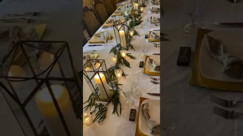 beautiful wedding centerpieces | venue table decor |