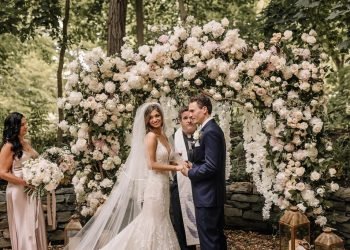 Real Martina Liana Bride Sequoia + Patrick – Pretty Completely happy Love – Wedding Blog