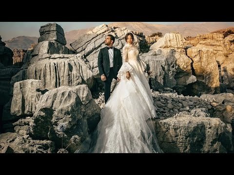 Amazing Wedding In The Middle of Nowhere!