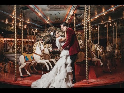 EPIC and FUN wedding at Musée des arts forains,Paris !