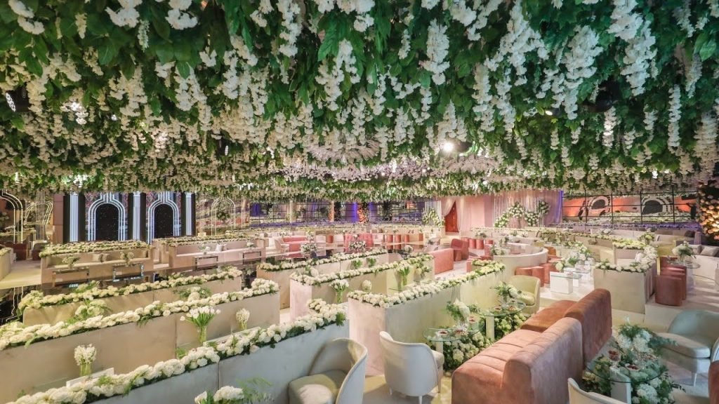 Grandiose Wedding Celebration From Top To Bottom!