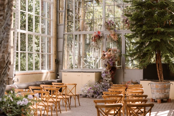 25 Simple Ways To Save Money When Planning A Wedding