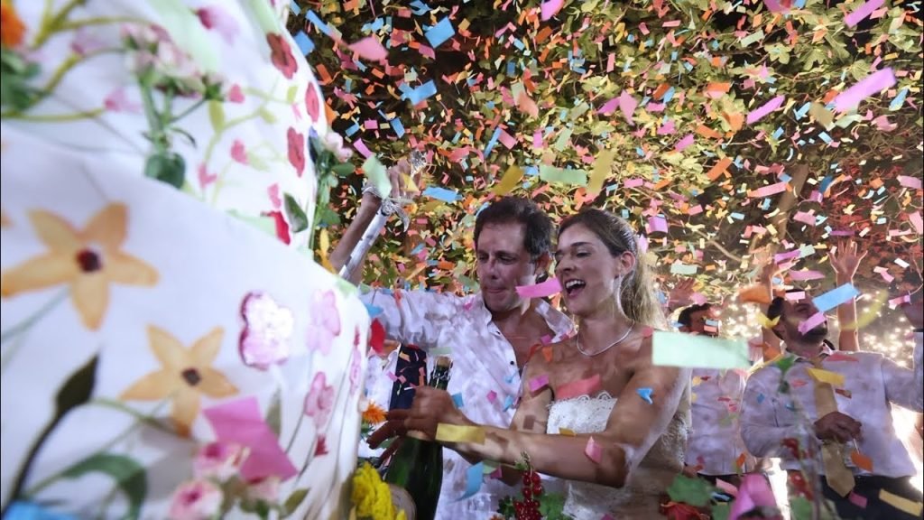They Literally Got Married In A Vineyard | An Outdoor Wedding Like No Other !