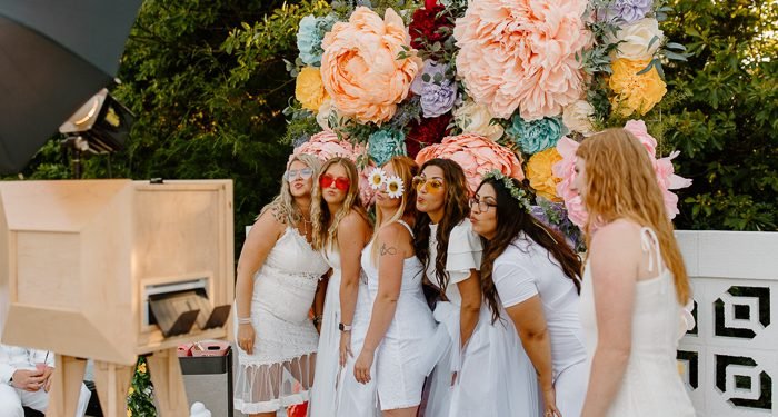 How To Use Social Media For Your Wedding