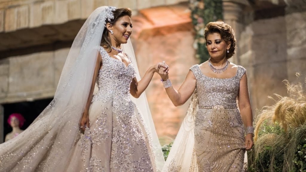 FOUR Mother-Bride Entrances That Will Keep You Dreaming For Days!