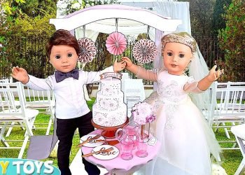 American Girl Doll Spa Day for her Wedding Party – PLAY DOLLS explore family traditions