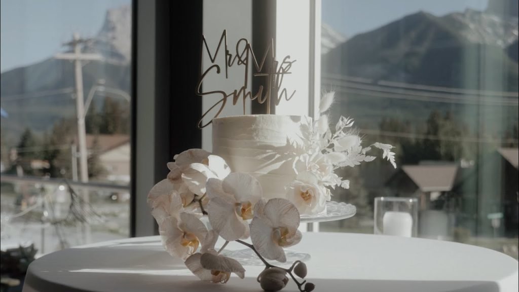 An intimate wedding within the mountains | Janessa & Tim
