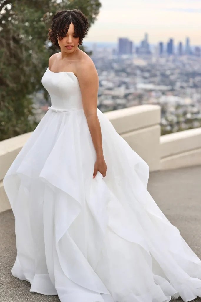 Iconic Latest Styles from the Latest Stella York Collection – Pretty Completely happy Love – Wedding Blog