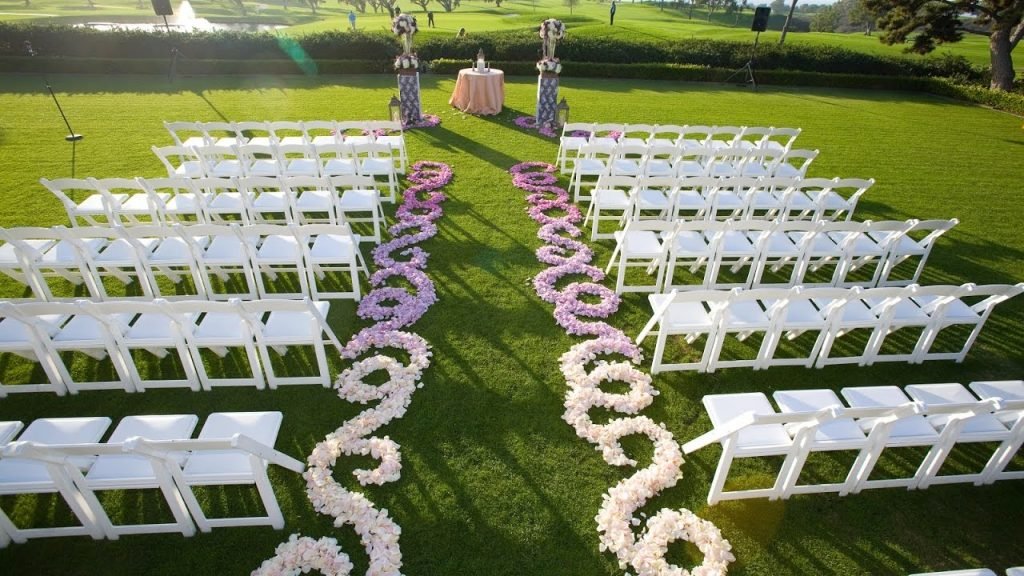 Awe-Inspiring Outdoor Wedding Decoration Ideas