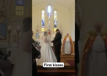 First kisses  Funny videos #firstkiss #weddingdress #wedding #dj