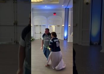 Newport Harbor Island Resort Wedding – RI Wedding DJ – Ramu and the Crew