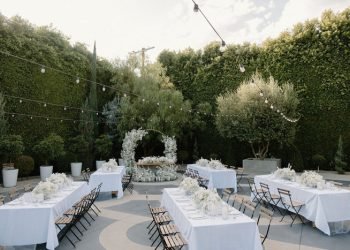 Wedding Reception Table Ideas | Junebug Weddings