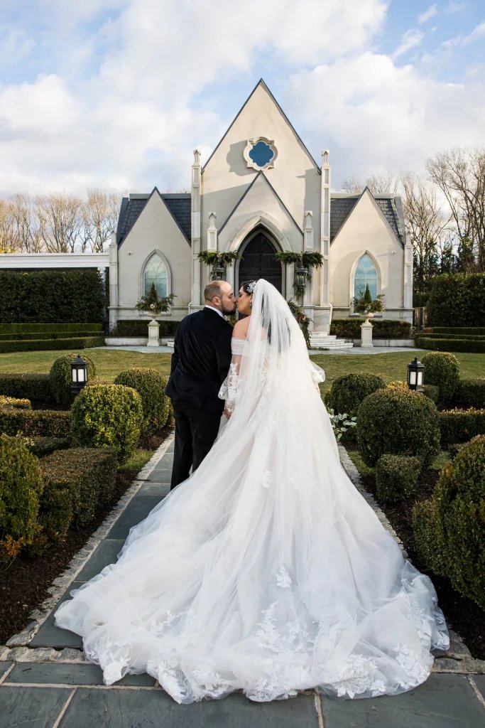 Real Martina Liana Bride Ester + Alex – Pretty Completely happy Love – Wedding Blog