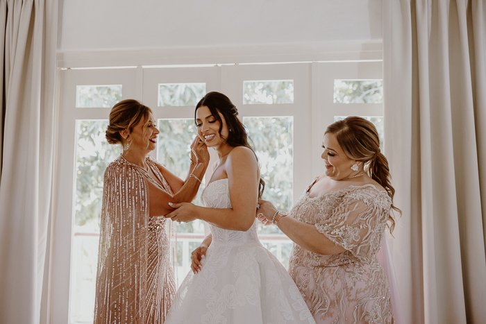 bride getting ready