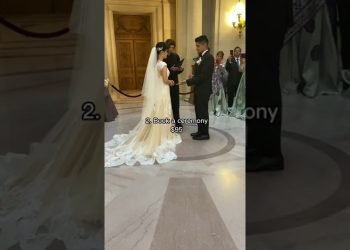 Wedding on a budget at City Hall