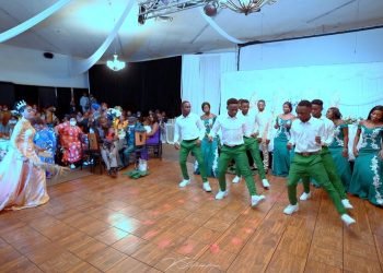Congolese Wedding Entrance Groomsmen With The Bridal Makyambe – Dj Merco Tchougoal ( Wakali Group )