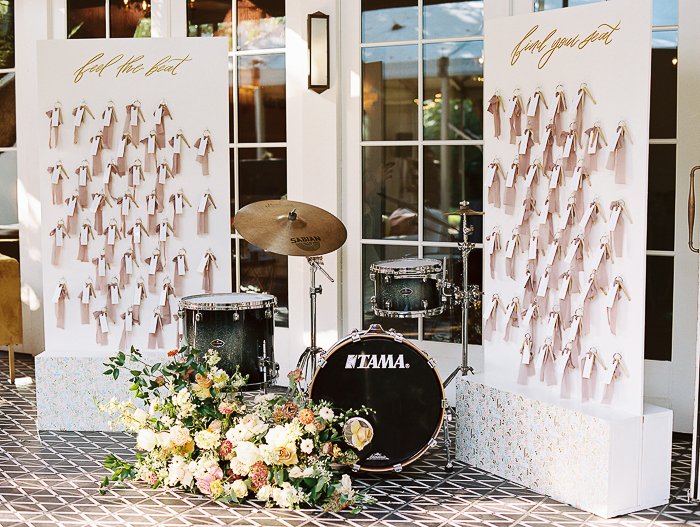 Unique Wedding Seating Chart and Escort Card Ideas