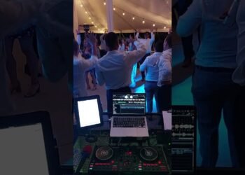 Jumping at Alison & Andrew's wedding!  #dj #djs #deejay #deejays #djgig #djlife #djdance #djing