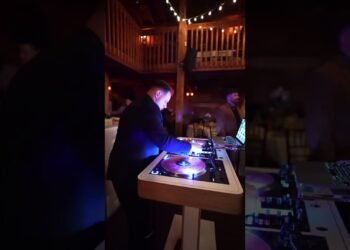 Mixing the classics wedding dj