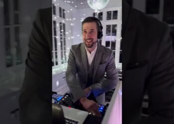 Wedding DJ season 2024 Rob Lawes Entertainments