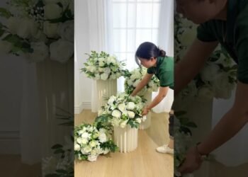 45cm White Wedding Table Centerpieces Ball Aisle Floor Flower Rose #diy #flower #floraldesign #table