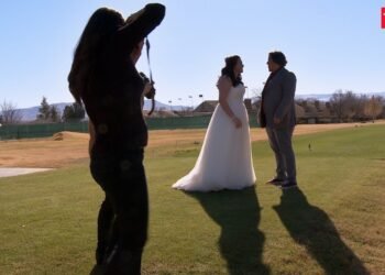 Watch Tony's Response As He Sees Mykelti In Her Wedding Dress | Sister Wives