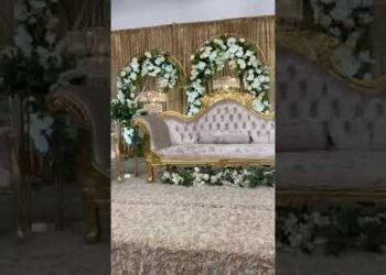 ✨💎Luxurious Wedding Stage | Golden Backdrop, Floral Arches & Crystal Chandeliers💎✨