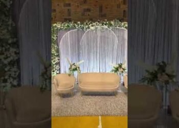 💎Chic Wedding Stage Setup | Crystal Backdrop💎