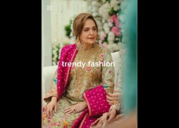 50 To 60 Years Women Styling Dress Designing Ideas | Wedding Dresses For 50 Plus Women