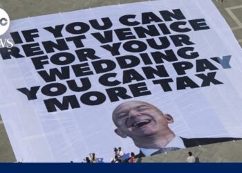 Jeff Bezos and fiancée arrive in Venice after protests force wedding venue change