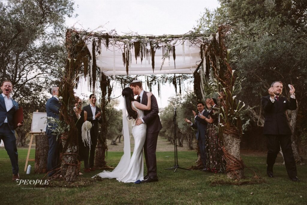 Jewish Wedding Timelines – What to Expect at your Simcha