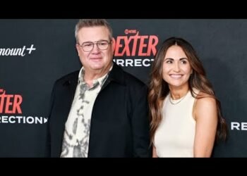 Modern Family Star Eric Stonestreet Marries Lindsay Schweitzer in Intimate Wedding at