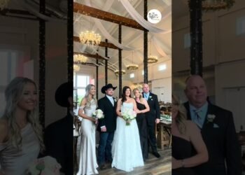 Ever After Farms Stockyard Wedding Venue #barnweddingvenue #weddingbarns #everafterfarms