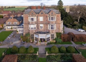 Goldsborough Hall Wedding Venue | York Wedding Photographer Champagne Shutter Photography