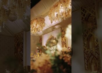 Dreamy Royal Wedding Decor ✨ | La Decor Events Premium Stage Design #wedding