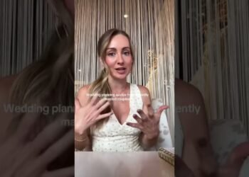 Wedding planning advice from recently married couples #weddingplanningtips #weddingplanning