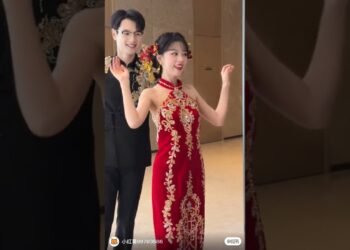 Beautiful Traditional Couple ❤️✨ | Chinese Wedding Dress 💃 | Couple Goals 👑 #bollywood #freefire