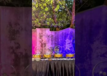 Beautiful Floral Wedding Stage Design#03106992129#shortvideo #eventstyling #viral #shadidecoration
