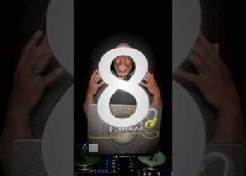 Wedding DJ Secrets: 10 Ways DJs Win in 2026
