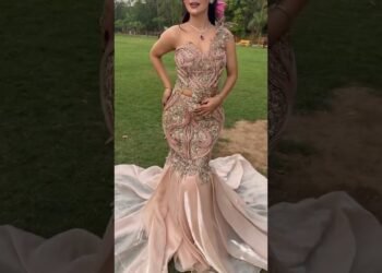 Beautiful fish dress 🥻 #beautiful #wedingcollection #wedding #viral #braidal #bridalshoot
