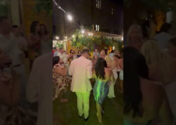 A Real Wedding DJ Set Experience in Tuscany | Epic Party at Italian Villa in Montalcino – 3/5