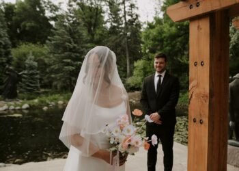 Rhea and Brad | Nostalgic Intimate Wedding