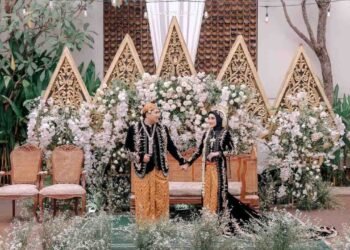 Upacara Panggih Pernikahan Adat Jawa Intimate Outdoor – The Wedding of Mey & Arief at Aleesha – Full