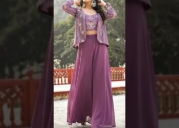 letest crop tops designs .  beautiful crop tops . #fashion #lehenga #anarkali #dress #wedding