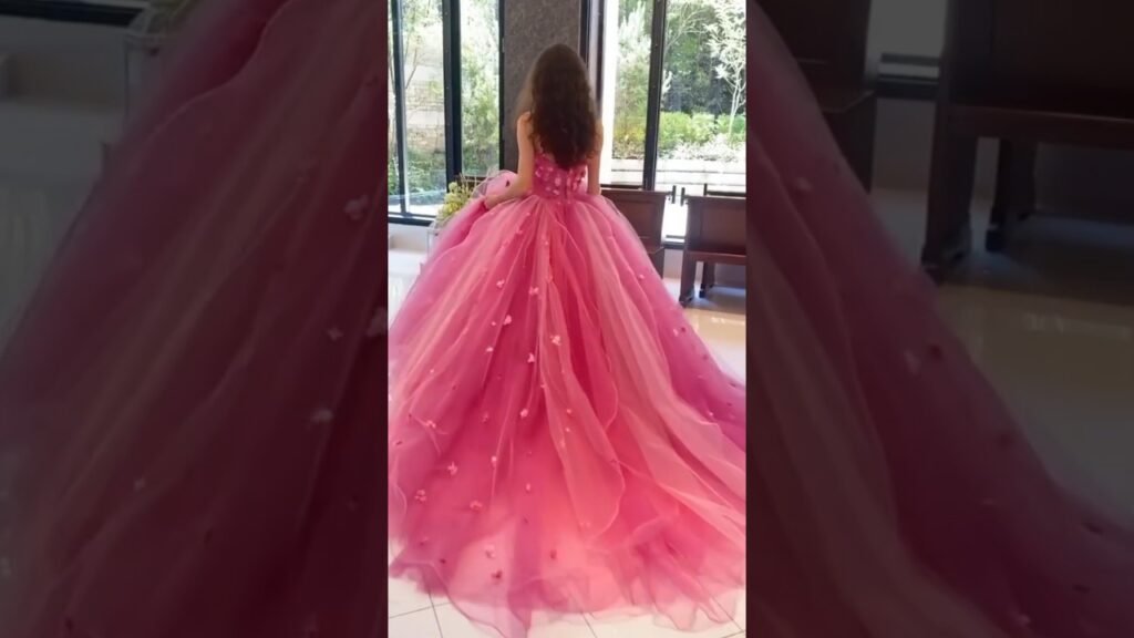 Beautiful dress #dress #wedding #colarful