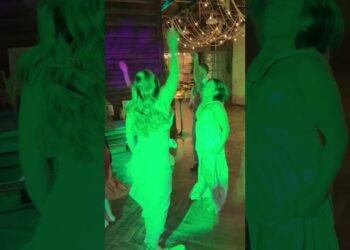Gustavo Lima – Works each time! #weddingdj #wedding #dj #dancefloor #brazilianmusic