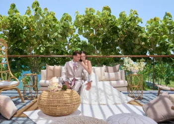 Wedding ceremony at Waldorf Astoria Cancun, Mexico